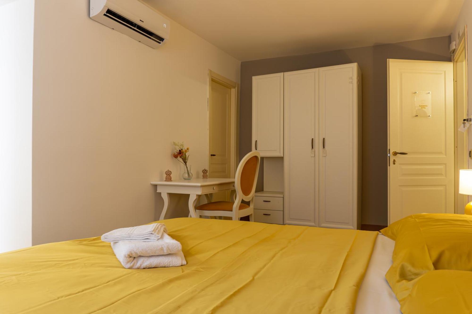 Mi Tu Apartments Catania Eksteriør bilde